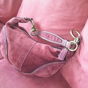 Flash sale $25 Coach suade shoulder & hang bag
